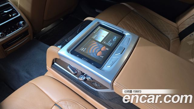 BMW 7 Series (G11) 745Le iPerformance M Sport 2020 — фото 24