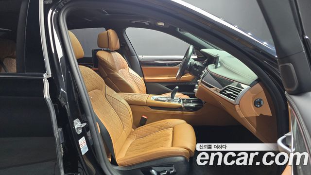 BMW 7 Series (G11) 745Le iPerformance M Sport 2020 — фото 32