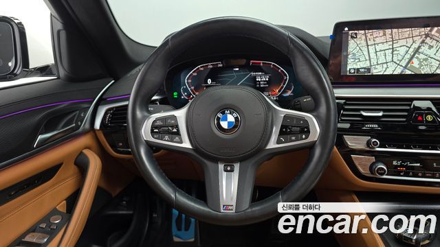 BMW 5 Series (G30) 520i M Sport 2023 — фото 16