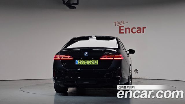 BMW i5 (G60) M60 xDrive 2025 — фото 4