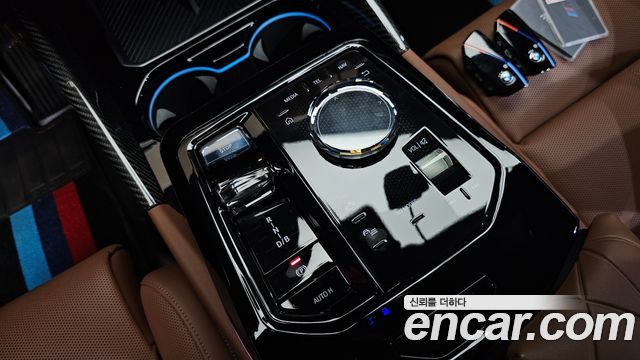 BMW i5 (G60) M60 xDrive 2025 — фото 9