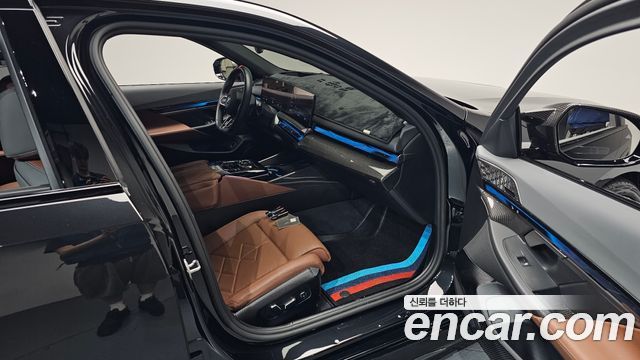 BMW i5 (G60) M60 xDrive 2025 — фото 11