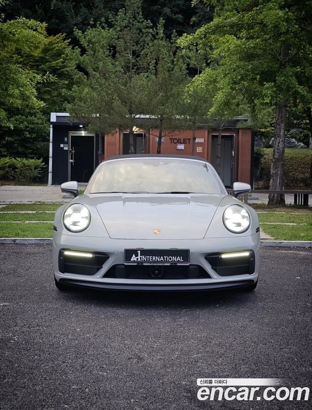 Porsche 911 (992) Carrera 4 GTS Cabriolet 2024 — фото 2
