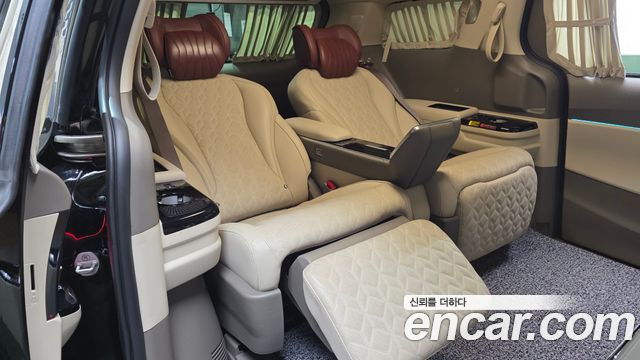 Kia Carnival (IV) Gasoline 4-Seater Hi-Limousine Signature 2023 — фото 11