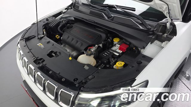 Jeep Compass (II) 2.4 Limitied AWD 2022 — фото 6
