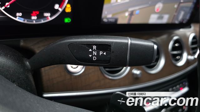 Mercedes-Benz E-Class (W213) E300 4MATIC Exclusive 2019 — фото 9