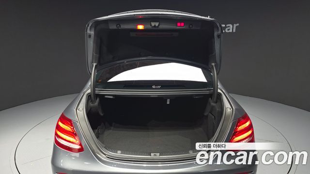 Mercedes-Benz E-Class (W213) E300 4MATIC Exclusive 2019 — фото 19
