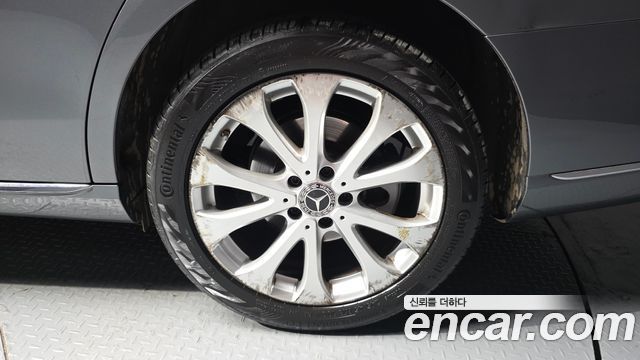 Mercedes-Benz E-Class (W213) E300 4MATIC Exclusive 2019 — фото 26