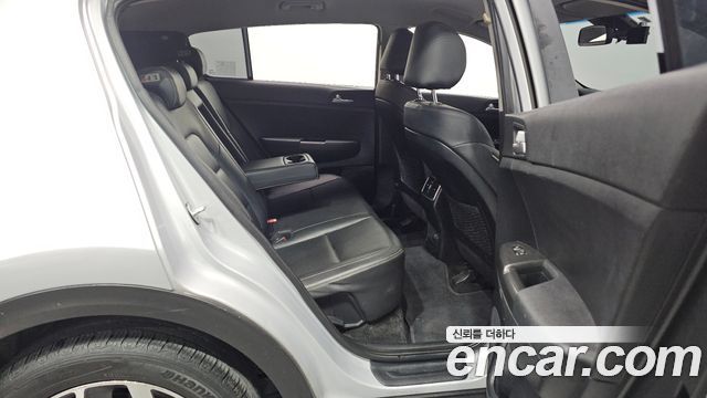 Kia Sportage The Bold Diesel 2.0 2WD Prestige 2019 — фото 11