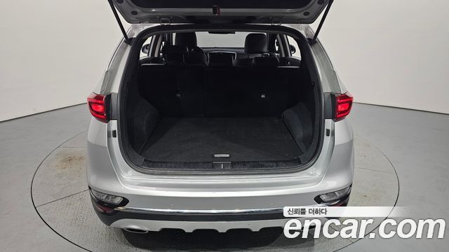 Kia Sportage The Bold Diesel 2.0 2WD Prestige 2019 — фото 18