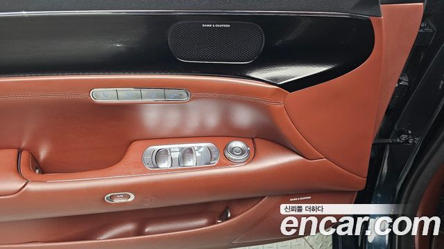 Genesis G90 (RS4) Gasoline 3.5 Turbo AWD 2022 — фото 27