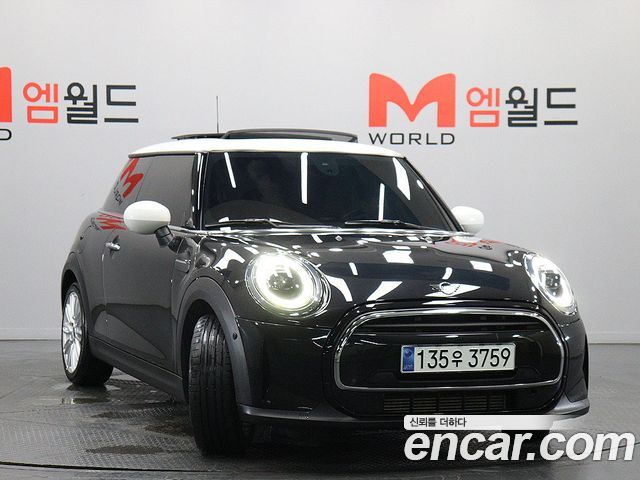 MINI Cooper Classic Plus 3rd 2023 — фото 2