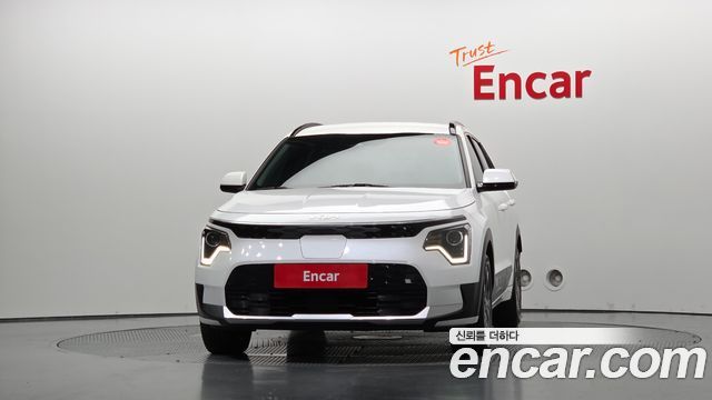 Kia Niro EV Air 2023 — фото 3