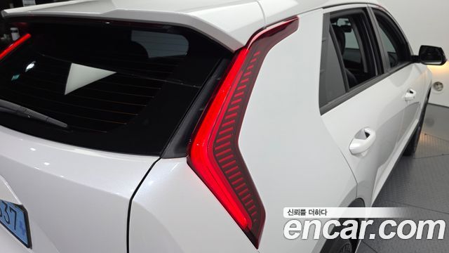 Kia Niro EV Air 2023 — фото 23