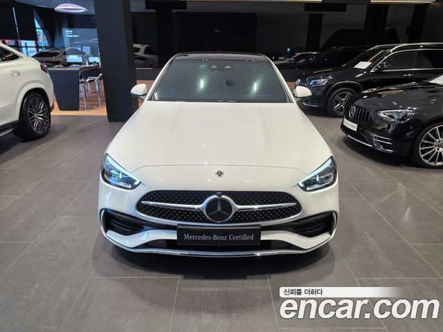 Mercedes-Benz C-Class (W206) C300 4MATIC AMG Line 2024 — фото 3