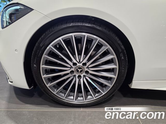 Mercedes-Benz C-Class (W206) C300 4MATIC AMG Line 2024 — фото 5