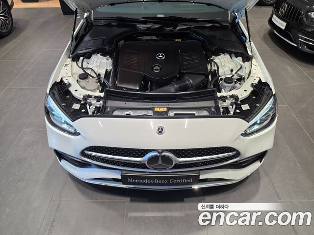 Mercedes-Benz C-Class (W206) C300 4MATIC AMG Line 2024 — фото 6