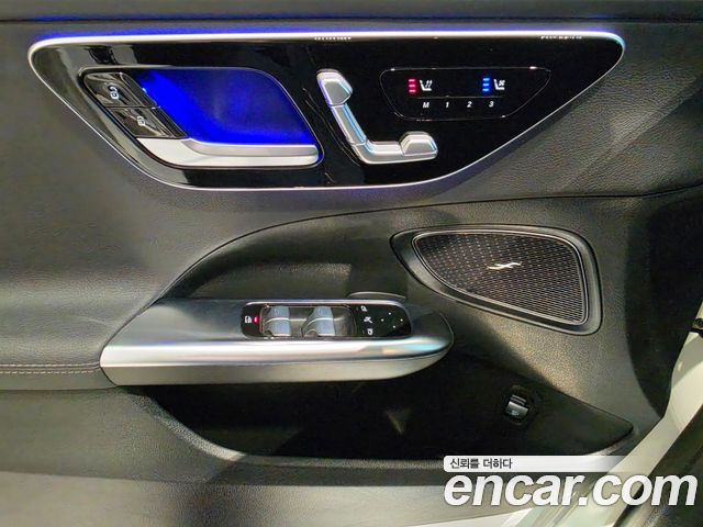 Mercedes-Benz C-Class (W206) C300 4MATIC AMG Line 2024 — фото 16