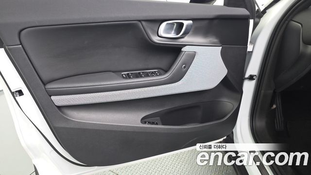 Polestar 2 Standard Singlemotor 2025 — фото 24