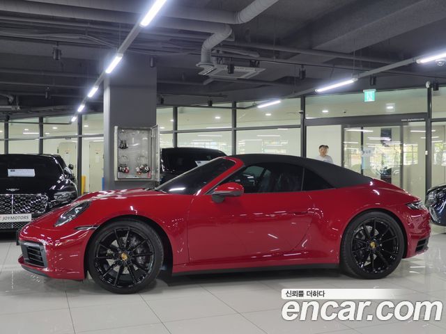 Porsche 911 (992) Carrera Cabriolet 2024 — фото 2