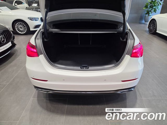 Mercedes-Benz C-Class (W206) C300 4MATIC Avantgarde 2025 — фото 17