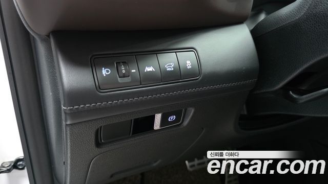 Hyundai Santa Fe Diesel 2.2 4WD Prestige 2021 — фото 29