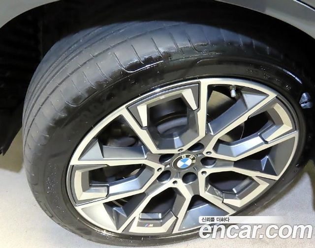 BMW X1 (F48) xDrive 20i M Sport 2022 — фото 6