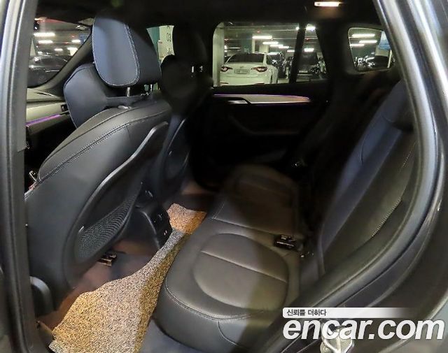 BMW X1 (F48) xDrive 20i M Sport 2022 — фото 16