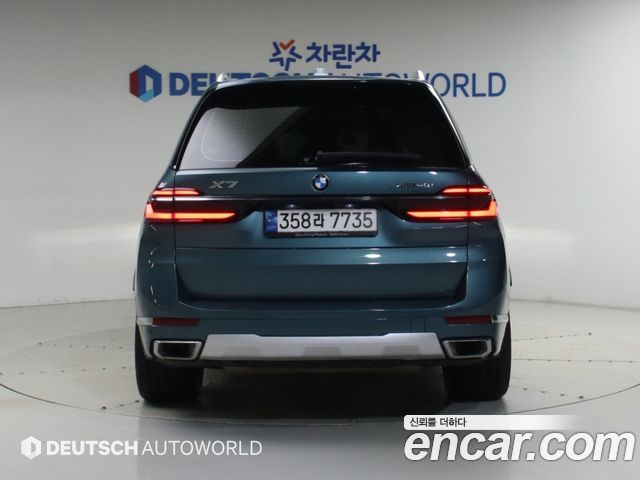 BMW X7 (G07) xDrive 40i Design Pure Excellence 7-Seater 2023 — фото 4