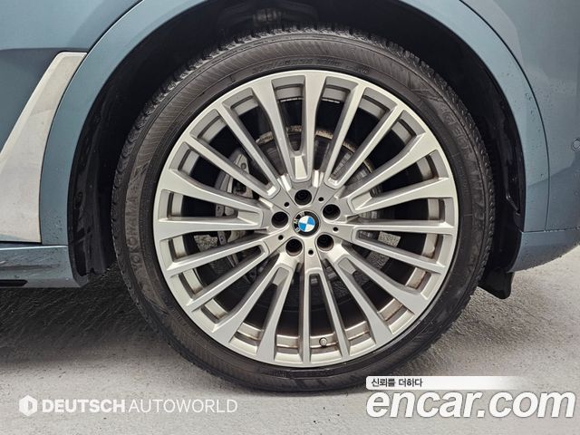 BMW X7 (G07) xDrive 40i Design Pure Excellence 7-Seater 2023 — фото 5