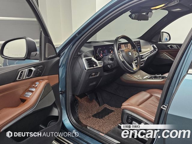 BMW X7 (G07) xDrive 40i Design Pure Excellence 7-Seater 2023 — фото 15