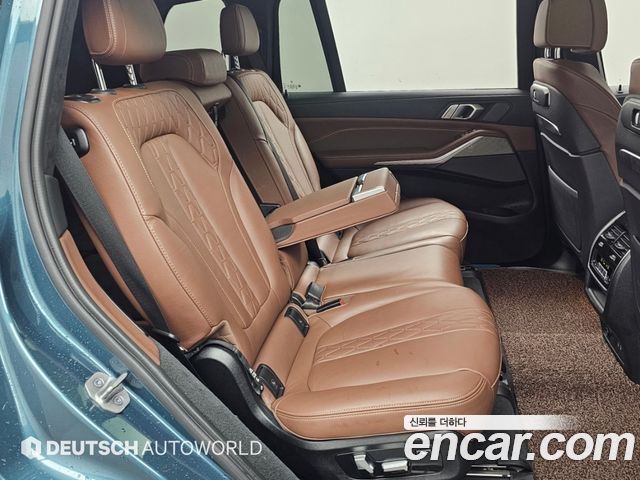 BMW X7 (G07) xDrive 40i Design Pure Excellence 7-Seater 2023 — фото 16