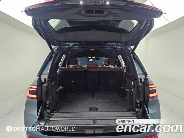 BMW X7 (G07) xDrive 40i Design Pure Excellence 7-Seater 2023 — фото 23