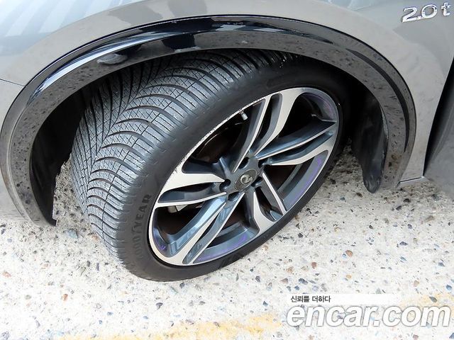 Infiniti Q30 2.0 Premium City Black 2018 — фото 24