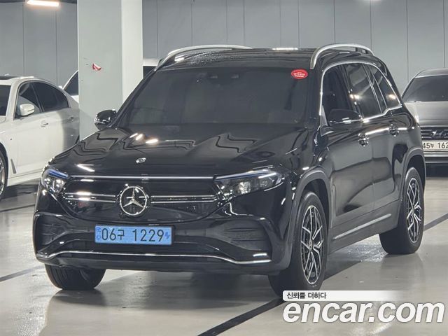 Mercedes-Benz EQB (X243) EQB300 4MATIC AMG Line