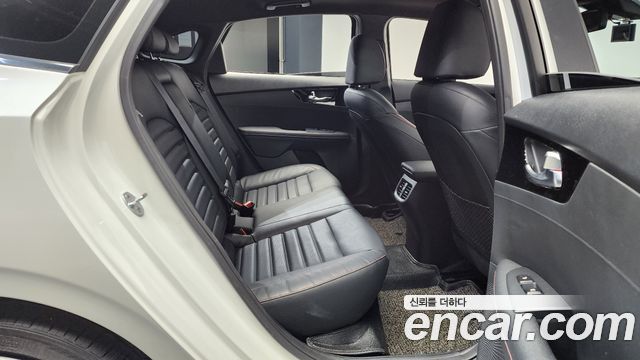 Kia K3 5Door GT Signature 2021 — фото 11