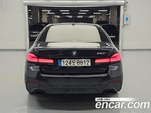 BMW 5 Series (G30) 520i M Sport 2022 — фото 3