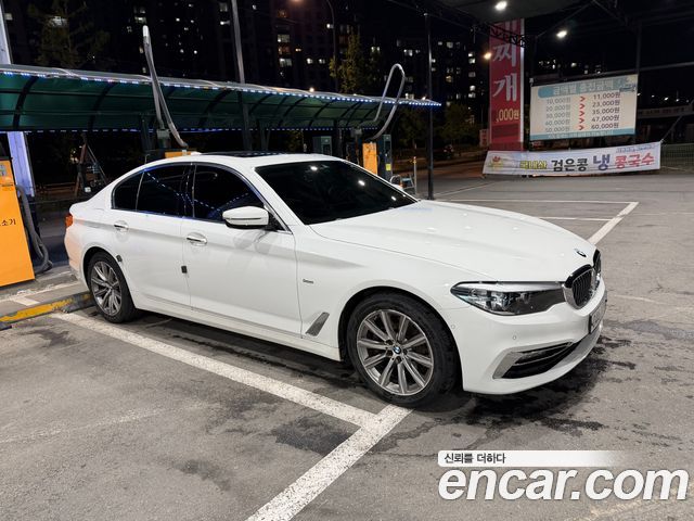 BMW 5 Series (G30) 520i Luxury