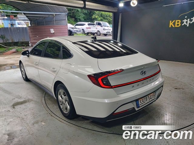 Hyundai Sonata (DN8) 2.0 LPG(rental car) Smart 2021 — фото 6