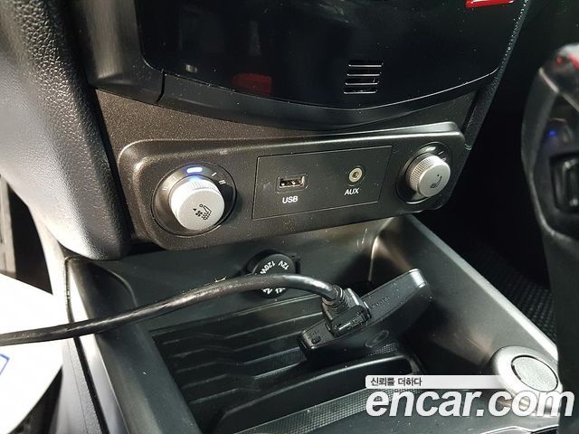 KG Mobility (SsangYong) Tivoli Air Diesel RX 4WD 2016 — фото 18