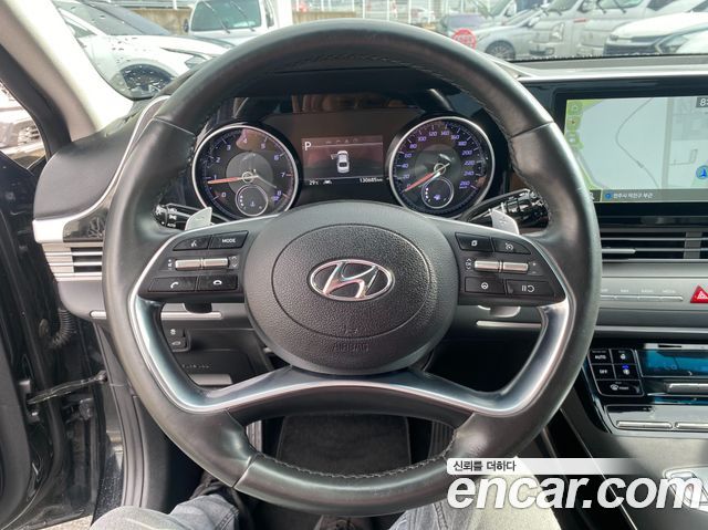 Hyundai Grandeur (IG) 3.0 LPi Rent Car Modern 2022 — фото 9