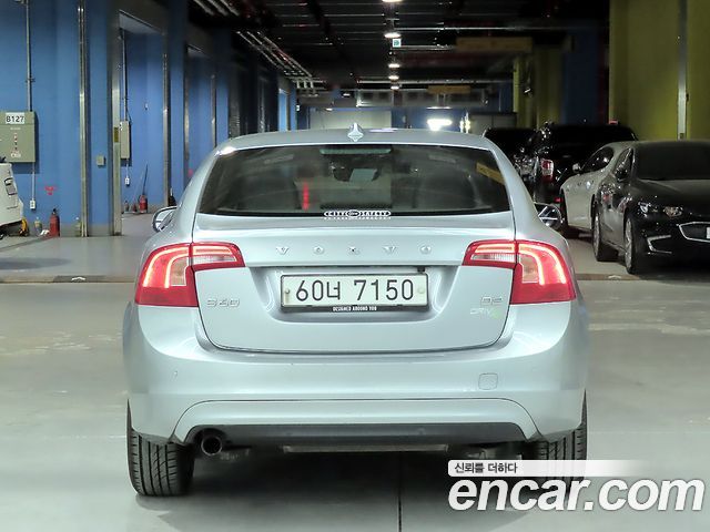 Volvo S60 D2 2nd 2015 — фото 3