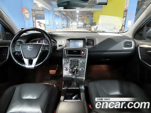 Volvo S60 D2 2nd 2015 — фото 5