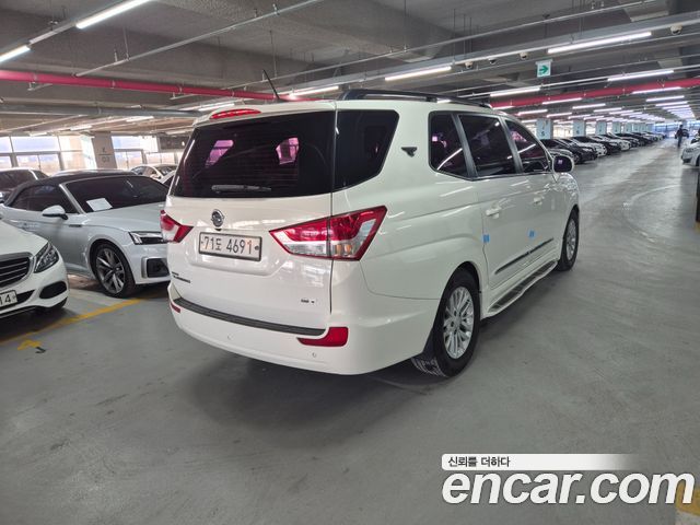 KG Mobility (SsangYong) Korando Turismo 4WD GT 11-seater 2014 — фото 5