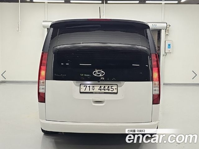Hyundai Staria L3.5 Tourer 11-Seater Modern 2022 — фото 3