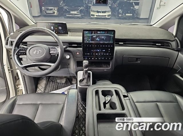 Hyundai Staria L3.5 Tourer 11-Seater Modern 2022 — фото 7