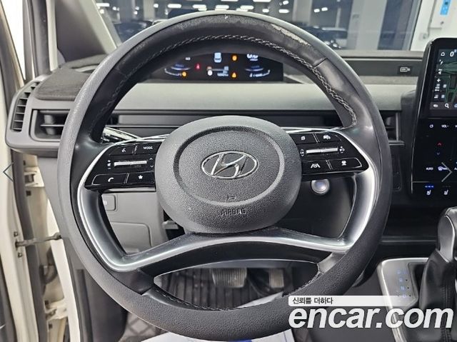 Hyundai Staria L3.5 Tourer 11-Seater Modern 2022 — фото 9