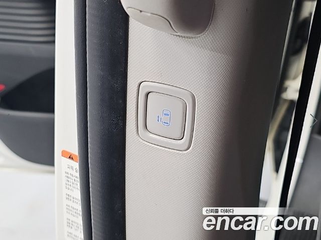 Hyundai Staria L3.5 Tourer 11-Seater Modern 2022 — фото 19