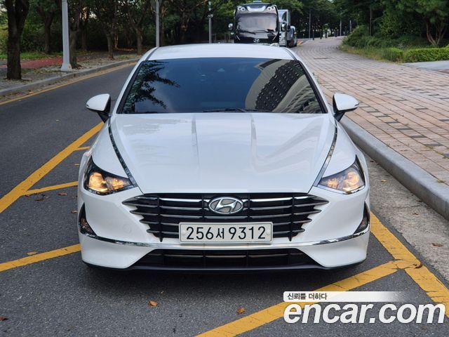 Hyundai Sonata (DN8) 2.0 LPG(rental car) Smart