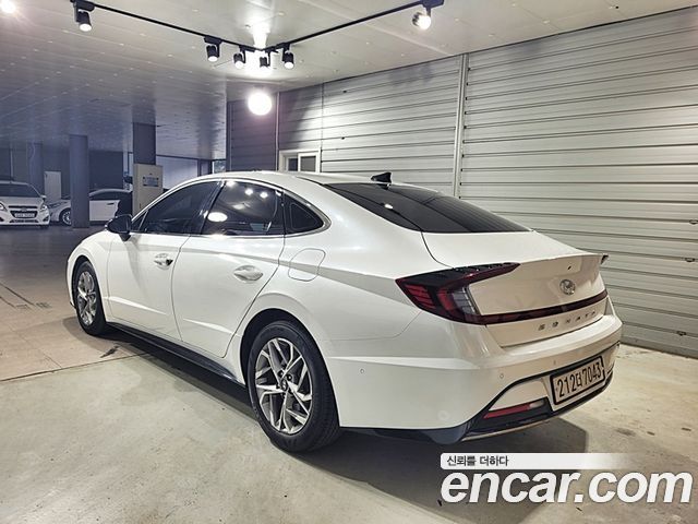 Hyundai Sonata (DN8) 2.0 Premium 2022 — фото 2
